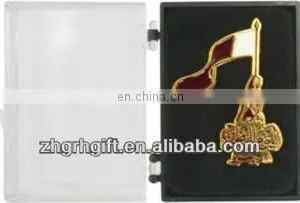 Free Sample Qatar National Day Magnet Pin With Gift Box thumbnail-1