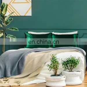 Luxury Ultra-soft Cozy 100% Polyester Silky Smooth Queen Satin Pillowcase For Home thumbnail-4