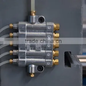 130Ton Precise Plastic Injection Molding Machine thumbnail-5
