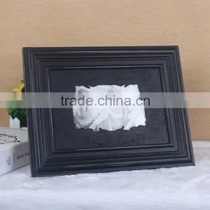 Simple Design Hand Painting Wood Photo Frame for a Party thumbnail-1