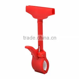 Made in China Supermarket Plastic POP Display Holder Smart Holder Clip thumbnail-1