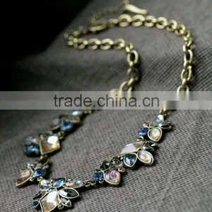 OEM/ODM Factory Direct Sale 2016 Vintage Stone Flower Pendant Necklace thumbnail-5
