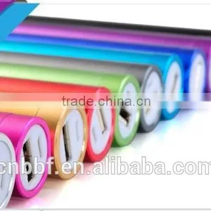 Portable Tube Cylinder Shape Mini Power Bank 2600mah thumbnail-2