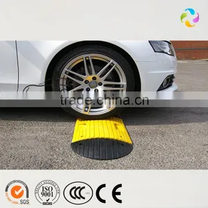 China Wholesale Rubber Speed Bumps, Rubber Speed Hump thumbnail-1