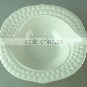 Chaozhou Supplier Wholesale White Ceramic Kitchen Fruit Bowls High Quality Serving Big Ceramic Bowls With Embossing Edge thumbnail-2