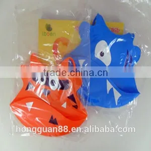 Silly Animal Face Bibs BPA Free Silicone Baby Bib With Crumber Catcher thumbnail-1