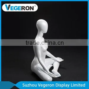 Female Sport Yoga Mannequin thumbnail-4