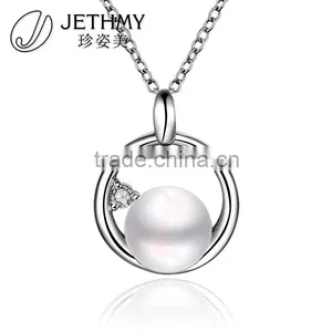 Elegant Round Setting Pearl White Copper Fashion Pendant Jewelry thumbnail-1