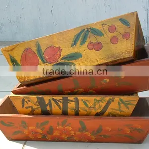 Chinese Antique Wooden Storage Baskets With Painting thumbnail-1