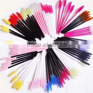 Disposable Curved Mascara Brush, 50 Pack thumbnail-1