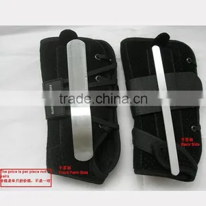 Protection and Speedy Recovery Wrist Support With Aluminum Strip and Tie Adjustale thumbnail-2