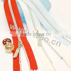 Long Chain Nylon Zipper thumbnail-1