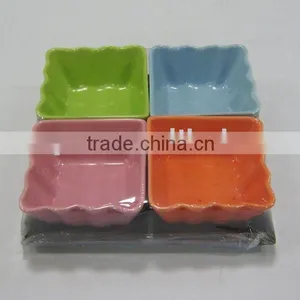 Ceramic Snack Dish With Wooden Base thumbnail-1