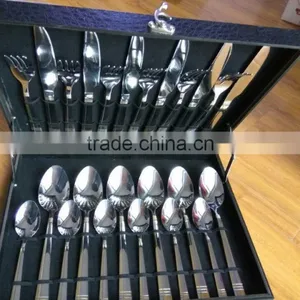 24 Pcs Stainless Steel Flatware Set With Wooden Box Package thumbnail-3