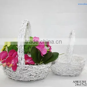 Christmas Flower Basket thumbnail-1
