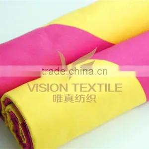 100% MICROFIBER BEACH TOWEL WITH PVC BAG thumbnail-2