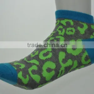 Lady Fluo Ankle Socks, Low Cut Socks, Leopard Dot Socks thumbnail-4