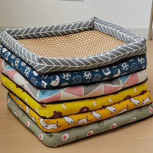 Customizable Waterproof Round Pet Bed for Indoor & Outdoor Use, Small Dogs & Cats thumbnail-5