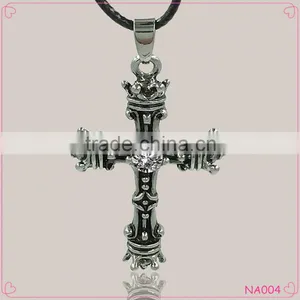 China Supplier New Products Men Necklace Cross Pendant Leather Chain Necklace thumbnail-1