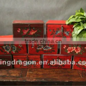 Chinese Antique Furniture Red Pine Wood Painting Box thumbnail-1