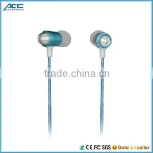 Blue Color Smartphone Metal Earphones With Microphone and Volume Remote thumbnail-3