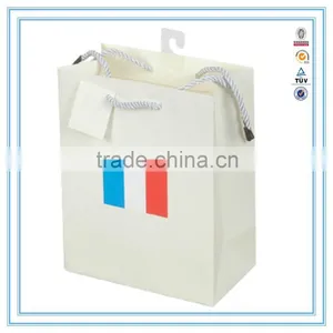 China Custom Printed Paper Bag With Handles thumbnail-4