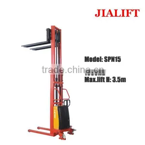 Fixed Forks Semi Electric Hydraulic Stacker thumbnail-1