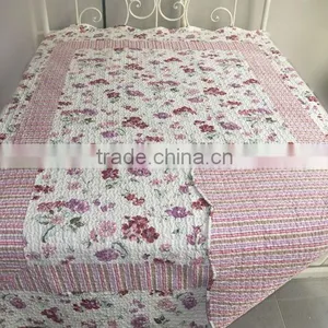 Elegant Floar Patchwork Mircofiber Printed Qulit/ Bedspread Set thumbnail-1