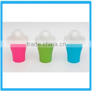 Colorful Plastic Squeeze Juice Cup thumbnail-1