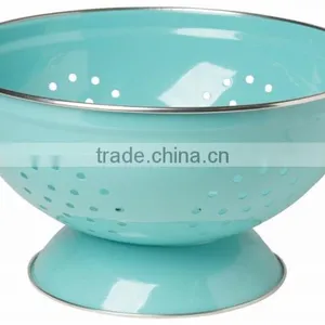 Round Metal Self Draining Pasta Bowl Kitchen Food Washing Strainer Vegetable Conlander thumbnail-5