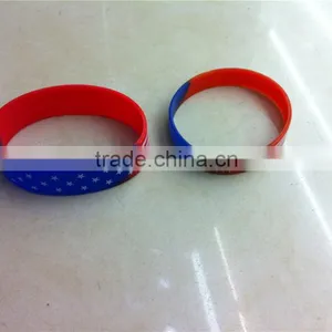 Holiday Party Bracelet thumbnail-3