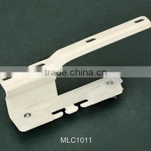 Curtain Carrier thumbnail-1