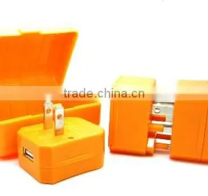 Universal Travel Adapter With USB Charger 1000mA CE LVD ROHS Compliant Guangzhou Factory thumbnail-3