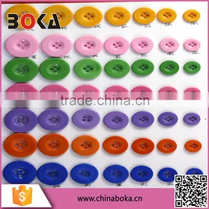 Colorful Plastic Button thumbnail-1