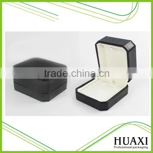 Fashion Leather Plastic Pendant Jewelry Velvet Box With Led Light thumbnail-1