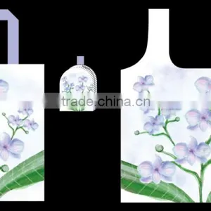 FOLDABLE SHOPPING BAG WITH SAMLL POUNCH thumbnail-1