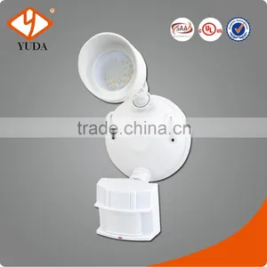 China Manufacture Die-cast Aluminum SMD Led Head Motion Sensor Outdoor Flood Light thumbnail-1