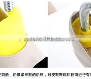 Innovative Spring Plastic Shoe Tree Wholesale thumbnail-4
