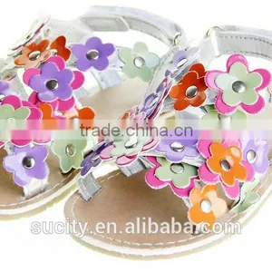 Wholesale Girls Sexy Stylish Flat Sandals With Flowers thumbnail-1