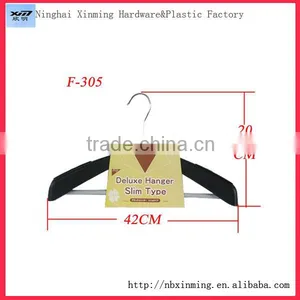 China Popular Big Plastic Coat Hanger thumbnail-2
