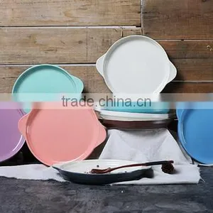 9'' Ceramic Round Bakeware With Ear Handle Ceramic Cake Bakeware With Handle Breakfast Ceramic Tray thumbnail-1