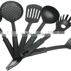 Food Grade Different Style of Nylon Kitchen Utensil Set thumbnail-3