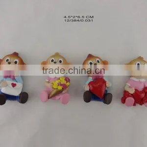 Resin Monkey Figurine for Valentine Decoration thumbnail-6
