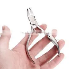 Nail Clipper thumbnail-1
