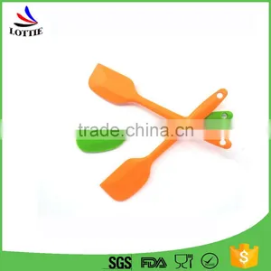 FDA Grade Hot Selling Eco-Friendly Non-toxic Silicone Kitchenware Silicone Spatulas thumbnail-1