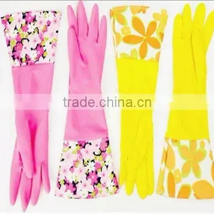Colored Latex Gloves thumbnail-1