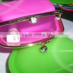 Adorable Fashion Silicone Bags With Chain thumbnail-4