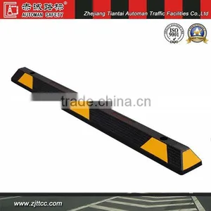 High Quality Black Rubber Molded Wheel Stopper thumbnail-1