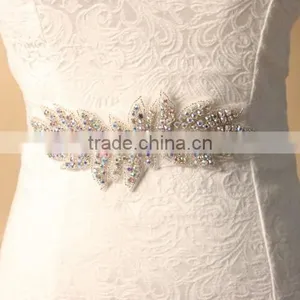 Delicate Shiny Leaf Bridal Veil Waist Chain thumbnail-1