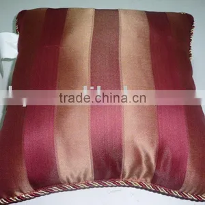 Luxury and Hot Selling High Quality Silk Cushion thumbnail-1